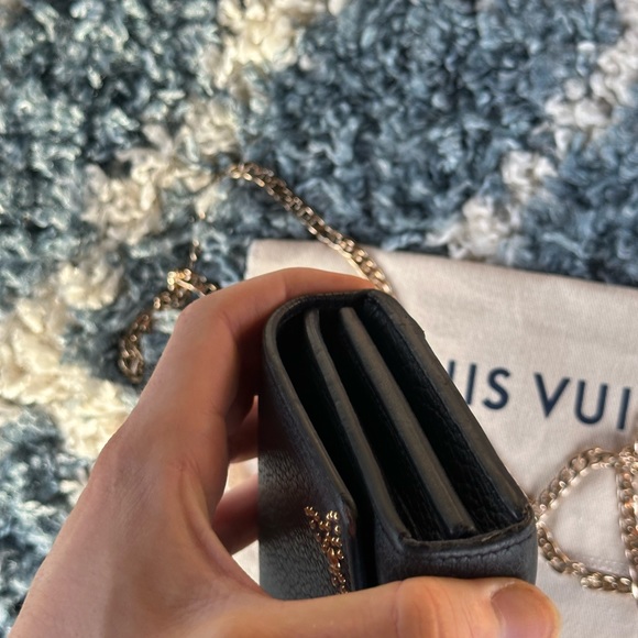 Louis Vuitton Capucines Embellished Wallet - Picture 14 of 15